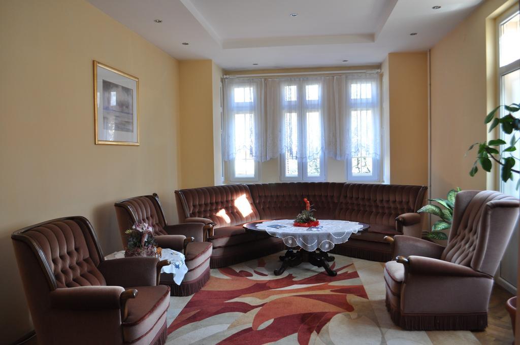 Pensiunea Micsunica Sinaia Zimmer foto